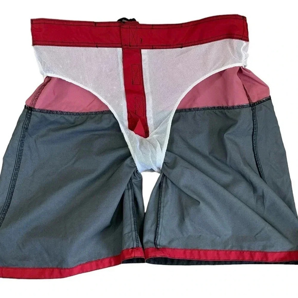 DreamWave Swim Trunks Board Shorts Size L Colorblock Black Red Brief Build In - Picture 9 of 14